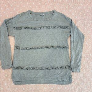 Crown & Ivy Gray Ruffle Long Sleeve Top
